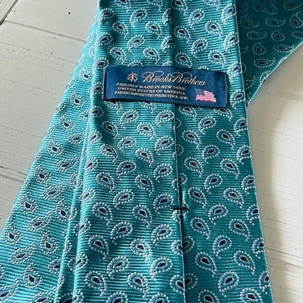Brooks Brothers  “Tossed Pine“ Beautiful Imported Teal Silk Necktie Made In USA